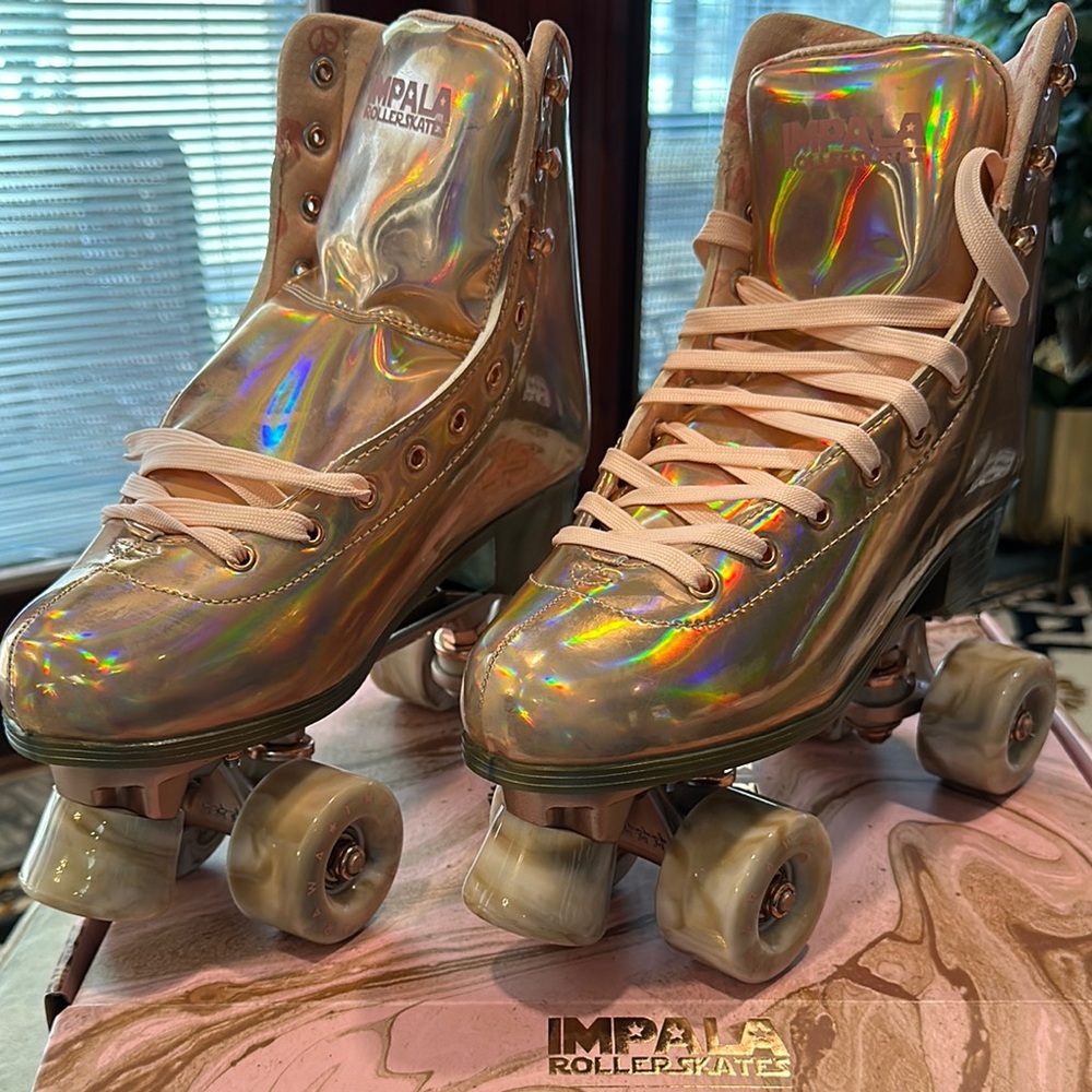 Impala Holographic Roller Skates